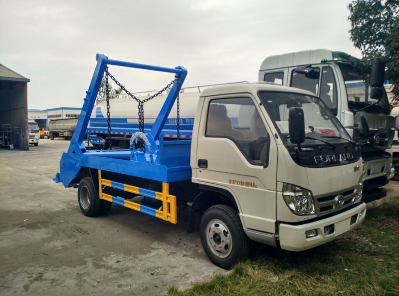 福田時(shí)代型擺臂式垃圾車(chē)
