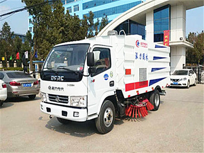 東風多利卡D6掃路車