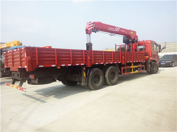 東風(fēng)后雙橋三一12噸隨車吊