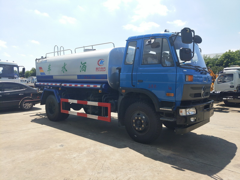 東風(fēng)145/153灑水車(chē)