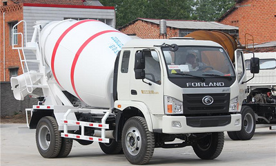 時(shí)代中馳5方混凝土攪拌車