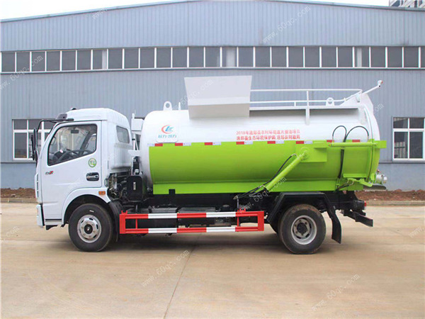 東風多利卡7方餐廚垃圾車