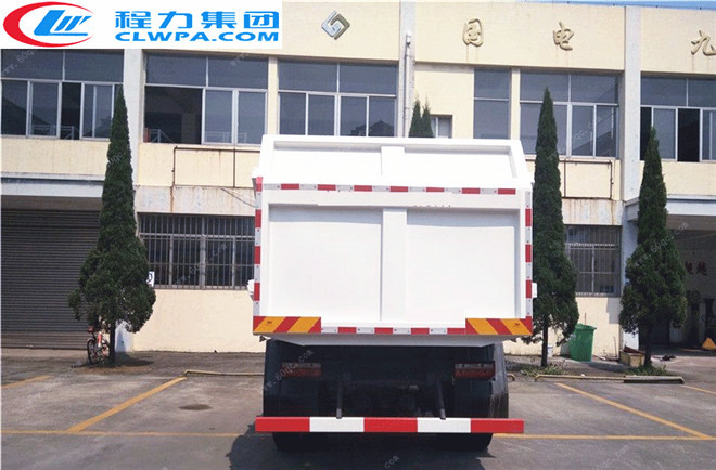 東風(fēng)專用底盤對接式垃圾車