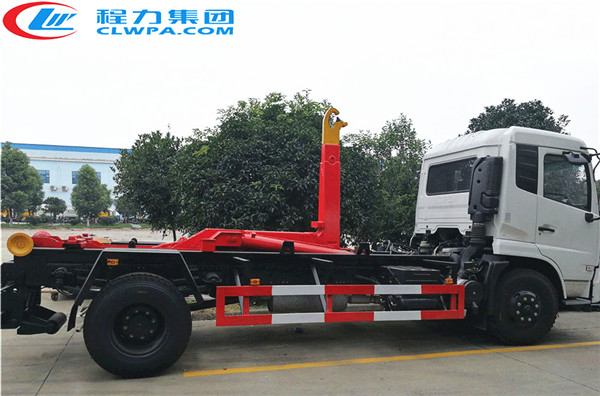 國(guó)五東風(fēng)天錦車(chē)廂可卸式垃圾車(chē)