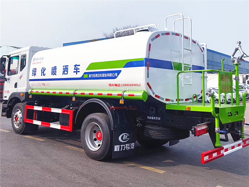 東風14-15噸D9灑水車