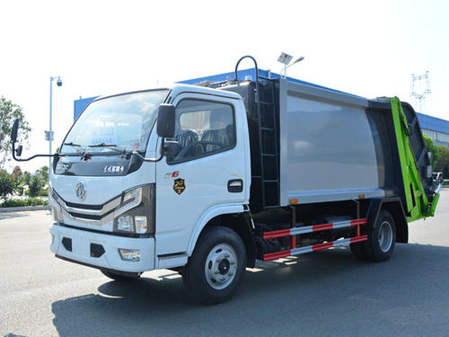 東風國六壓縮垃圾車6方多少錢，2020現車等您來提！