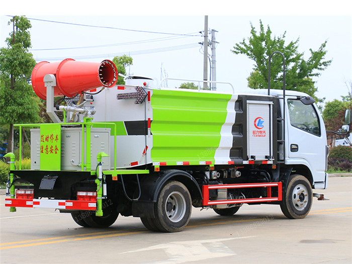 東風福瑞卡藍牌抑塵車