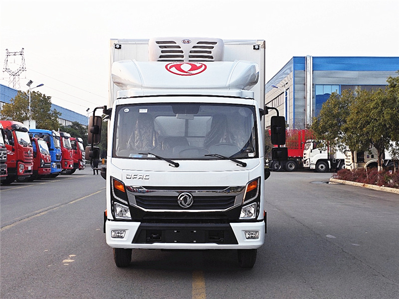 東風(fēng)多利卡D6國六冷藏車
