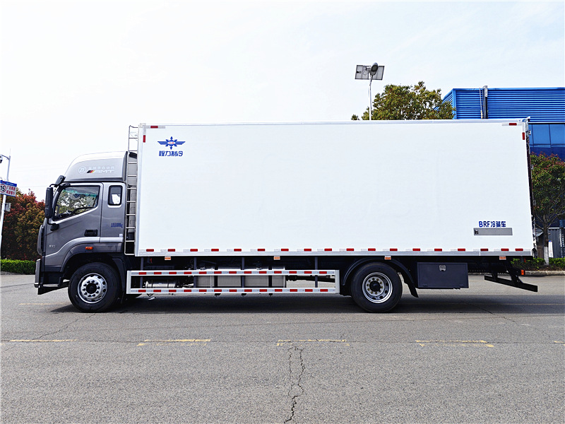 福田歐曼行星冷藏車